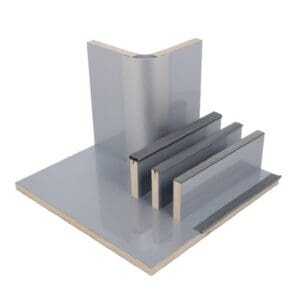 Lichtgewicht meubelplaat met mat-grijze HPL Titan coating voor de bouw van campermeubels.