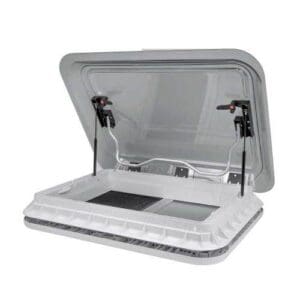 Freucamp 50x70cm dakluik met getinte kap en aerodynamisch design voor camper | Gobanna