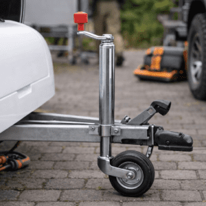 Neuswiel aan een gobanna in de werkplaats